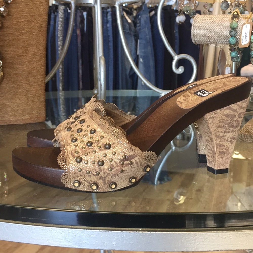 Stuart Weitzman Slides Heels Size 7 Made in Spain
